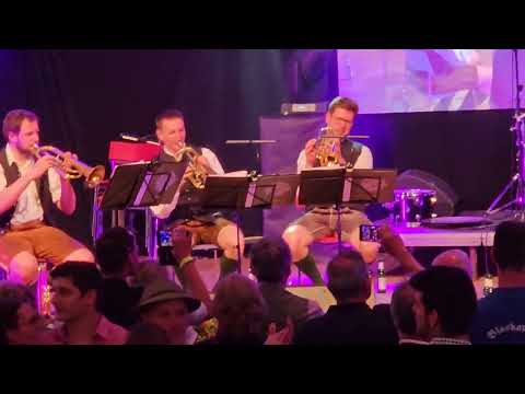 Blechlawine 3.0 - Kaiser Musikanten mit Christian Hollensteiner: Etz gehta...