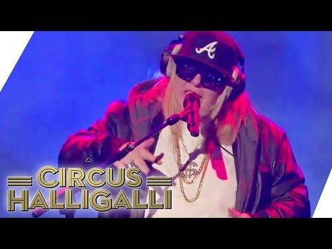 Circus HalliGalli | Sabine does rap, BITCH! - Part 1 | ProSieben