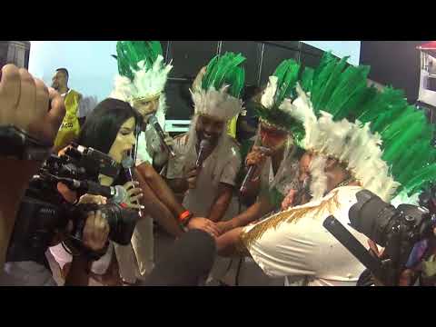 Largada do desfile oficial da Mancha Verde 2018