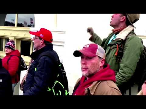 親特朗普的暴徒是如何衝進美國國會大廈的？ (How a pro-Trump mob stormed the U.S. Capitol)