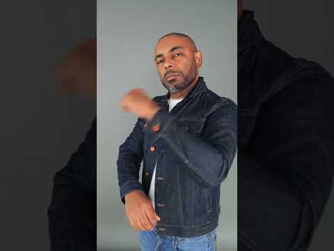 How A Trucker Jacket Should Fit