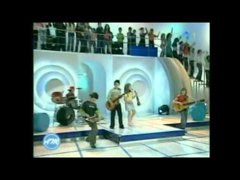 Veronica Ciornea la 8 ani - Fetita cu vioara (Numai cu acordul minorilor-live)