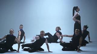 Mustat Lesket vs Jenni Vartiainen - &quot;Suru on kunniavieras&quot;