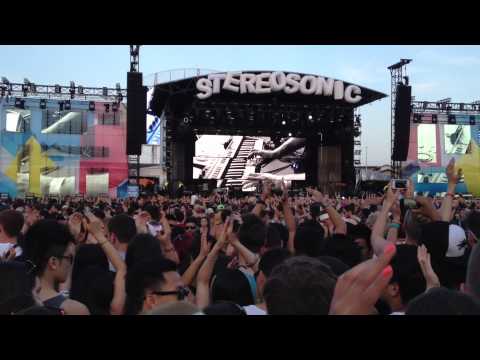 Sydney Stereosonic 2012 - Example - Changed The Way You Kiss Me HD