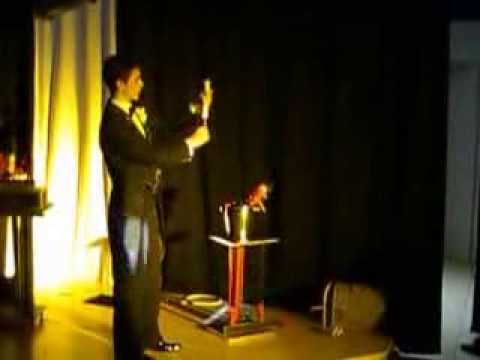 ANTONIO FUMAROLA figlio del Mago YorKa presso ristorante La Vida 31/12/2013