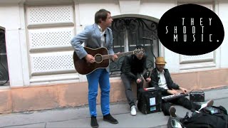 Peter Bjorn And John - Living Things / THEY SHOOT MUSIC