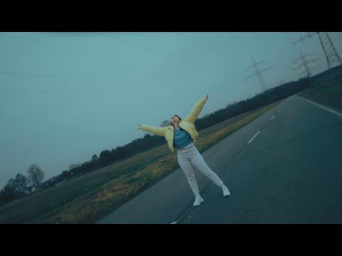 MELE - bitte küss mich (Official Music Video)