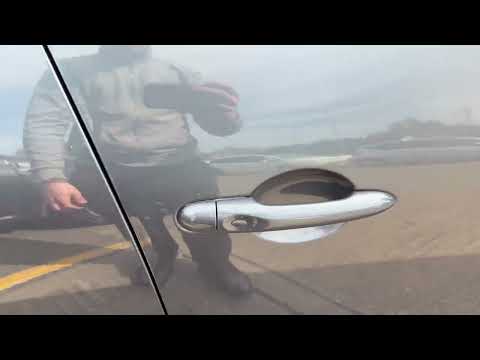 Renault Clio DYN NAV 1.2 5DR - NEW T.BELT KIT / NE - Image 2