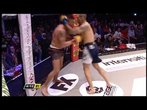 Faycal Hucin vs Che Mills full fight