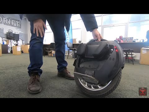 На моноколесе в Москве ЗИМОЙ. Хочу колесо за 150 тысяч! РОБОТ В МЕТРО меня обдурил! / Арстайл /