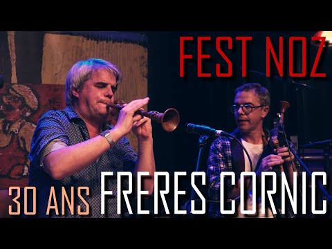 Fest noz à Cavan (22): Les 30 ans de carrière des frères Cornic