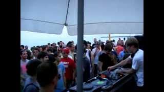 James holroyd at Bpitch beach party off sonar 2006