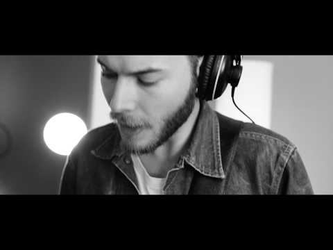 The Tremolettes - 747 Piano Bar (Live Session)