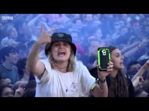 Bring Me The Horizon - Shadow Moses Live at Reading Festival 2015 HD