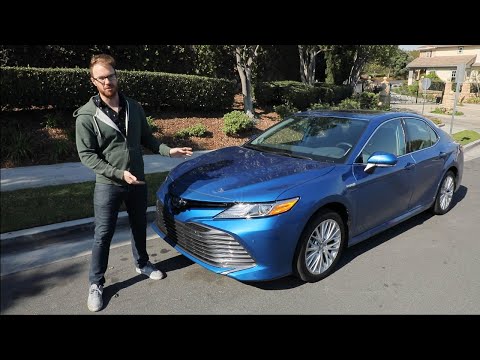 2020 Toyota Camry Hybrid Test Drive Video Review