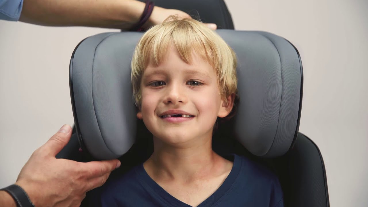 Fotelik Britax Romer Advansafix IV M 9-36 kg