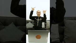 Download lagu Stevie Martin takes on the Wiki race #taskmaster mp3 Download lagu Stevie Martin takes on the Wiki race #taskmaster mp3