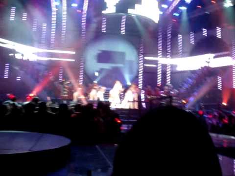 Lee Hyori: 1st Concert - 천하무적 이효리 [FANCAM] HQ