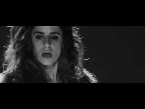 "y deshacer" - marilina bertoldi