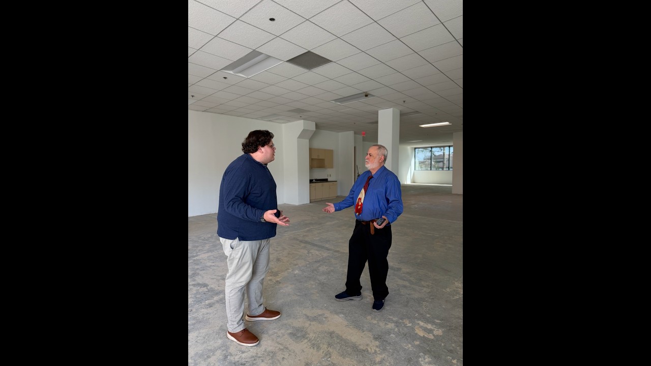 Greg finds out his Dad was the one that pushed Lynette to jail for Bethany’s face