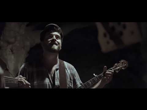 St. Beaufort's Table feat. Dan Wall - Let me fall