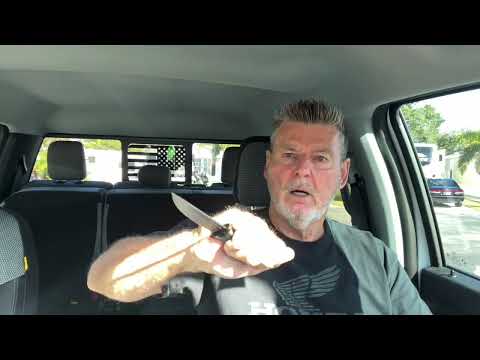 Florida Wannabe "Tough Guy" Brandishes Knife on Camera