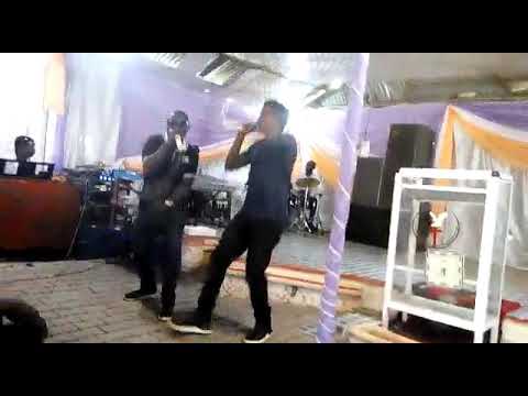 Live performance Sente ye kyeyo by Jontee Mukasa and Gangland king Urban Entertainment