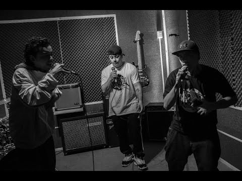 SESIONES CAJA NEGRA: Inefable - Persona no grata