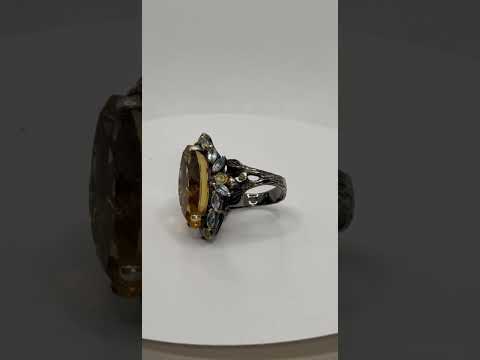 Серебряное кольцо 925 пробы 18 размера с натуральным цитрином и голубыми топазами - фото 1 - id-p3137517875