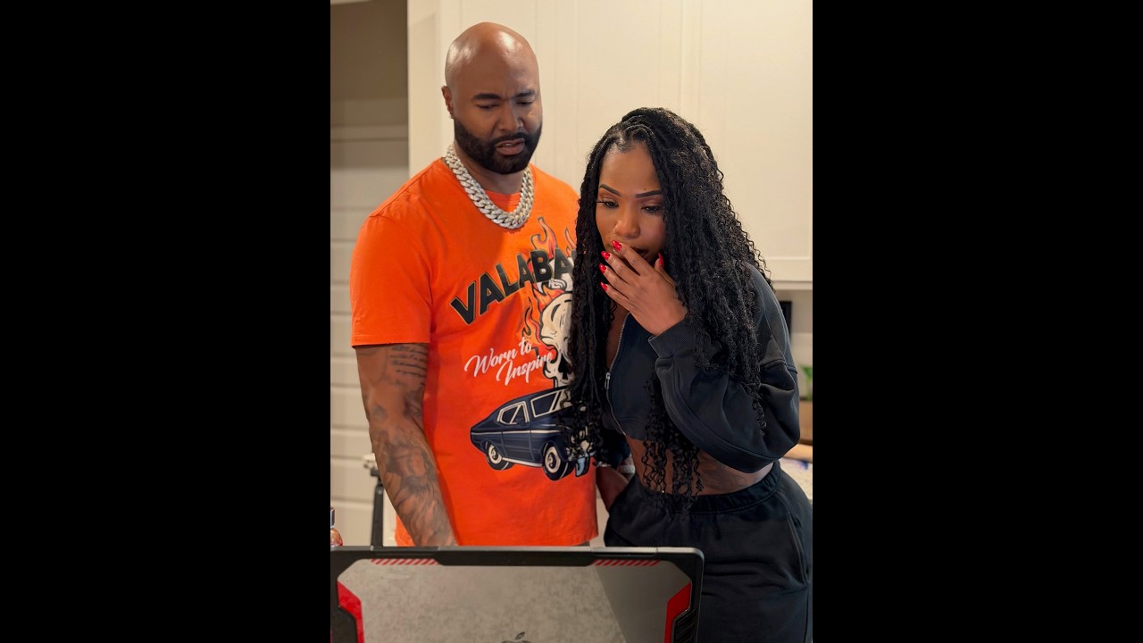 When Mike tells Sunny that Joslyn is really J Diva!