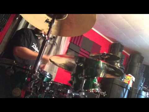 Trey Newmiller-Warming up with a Songo Groove.