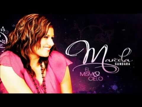 Contigo quiero caminar   -  Marcela Gándara.