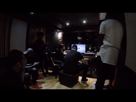 Sherman de Vries in Colombia with Producers of Nicky Jam, J. Balvin, Maluma, Landa Freak and more..