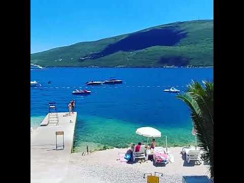 APPARTAMENTI E CAMERE CECA BOJANIC, alloggi privati a Djenović, Montenegro - Video
