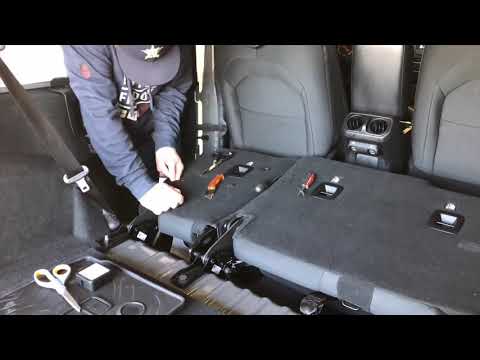 Jeep Wrangler JL Install: Mopar Rear All-Weather Floor Mat Kit