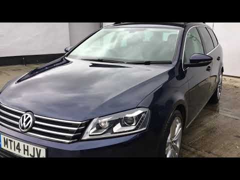 2014/14 VW Passat 1.6TDi Executive Style B.Motion Estate finished in Night Blue Metallic