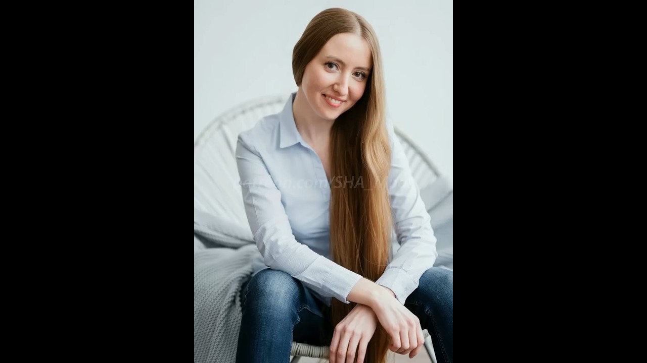 #ai Automatic barber - blonde Rapunzel getting her head shaved bald