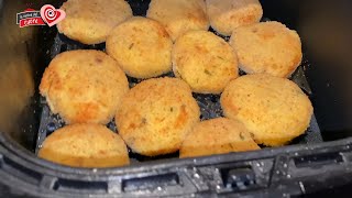 Polpette di patate cotte nella friggitrice ad aria
