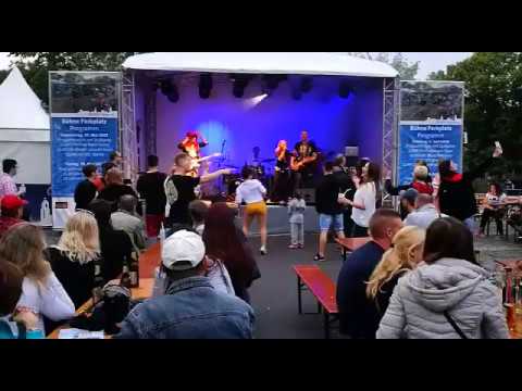 Lucia Aurich - 'Rebel Yell' Live Snippet (Billy Idol Cover)