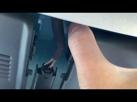 Hyundai & KIA rear view mirror cover removal for Dongar adapter installation or tapping!