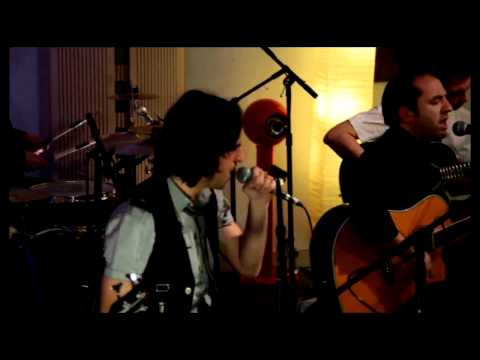 Badem - Geceyedir Küsmelerim / #akustikhane ‪#sesiniac