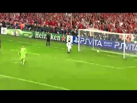 Manuel Neuer schießt Elfmetertor im Finale bei Bayern vs.Chealse