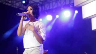 Royals - Lorde (Radhini Cover) Live at Java Jazz Festival 2014