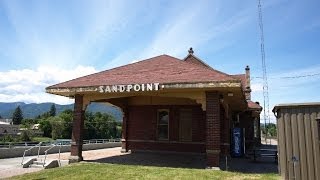 preview picture of video 'Freight Trains at the Sandpoint Depot'