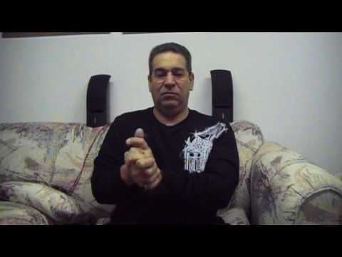 manualist plays the scorpions - wind of change - on his hands!