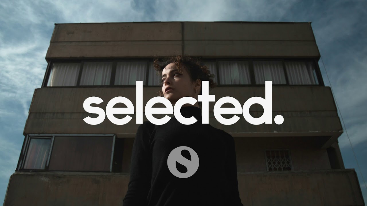 Lika Morgan - Give Into Me