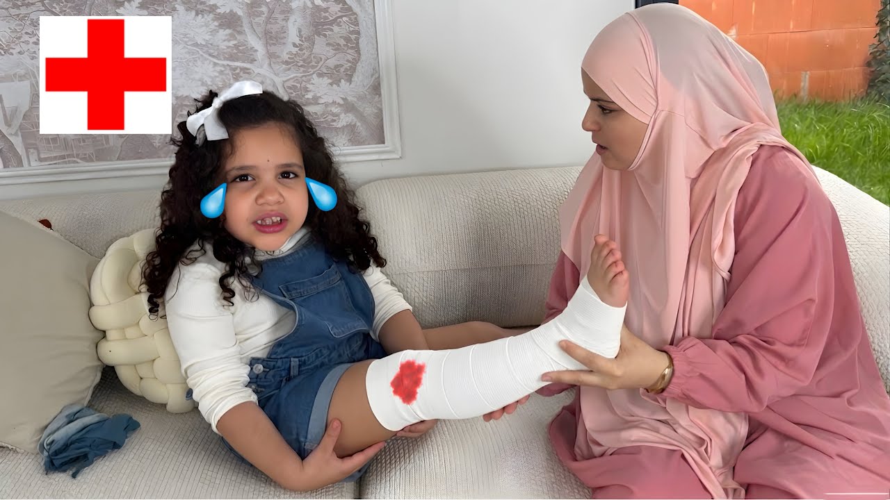 My knee hurts so much 😩