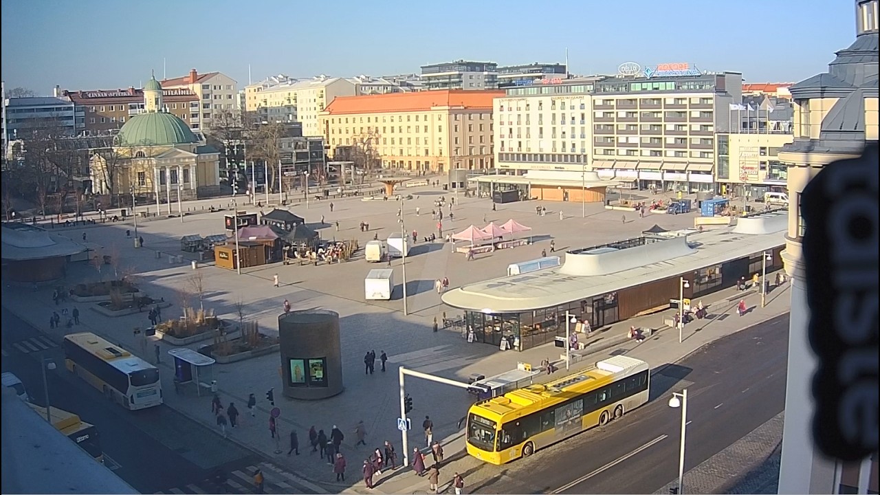 Live webcam view of Turku Market Square Live