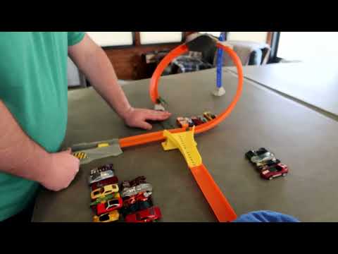 Hot Wheels Hilarity: Episode 255 - A Revisitation and The Usage Of Actual Cars