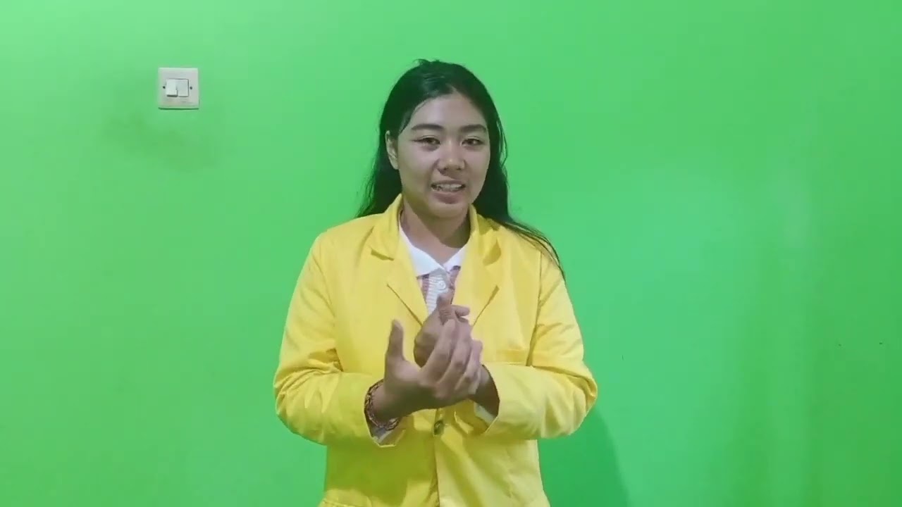 Hallo Izin memperkenalkan diri Nama saya kadek nanda saskia putri nim 860067971 dari Salut Baradatu